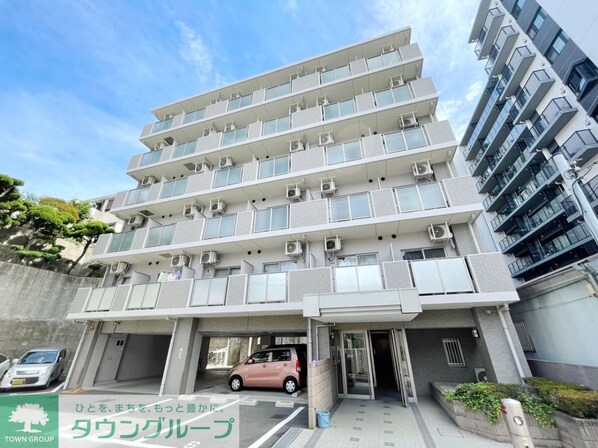 カスタリア野毛山の物件外観写真